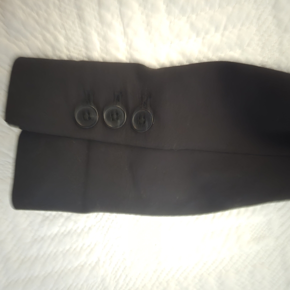 Jacob Classic Black Skirt - Picture 9 of 11